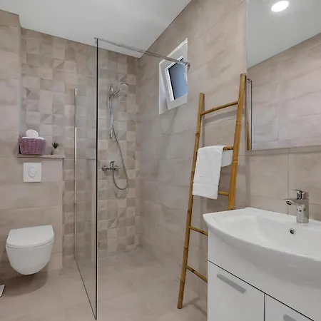 Charming Dolac In Rural Area With Pool