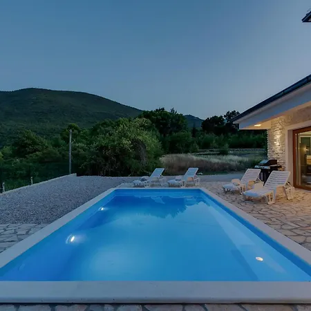 Charming Dolac In Rural Area With Pool Hébergement de vacances