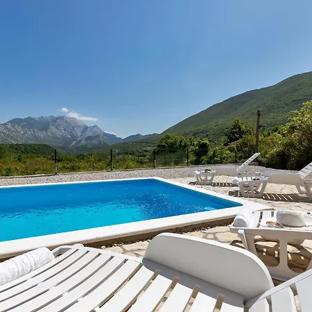 Charming Dolac In Rural Area With Pool Hébergement de vacances Slime